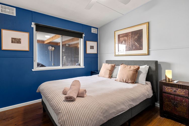 Bluetongue: Pet Friendly with Spa – 4 Mins to Beach