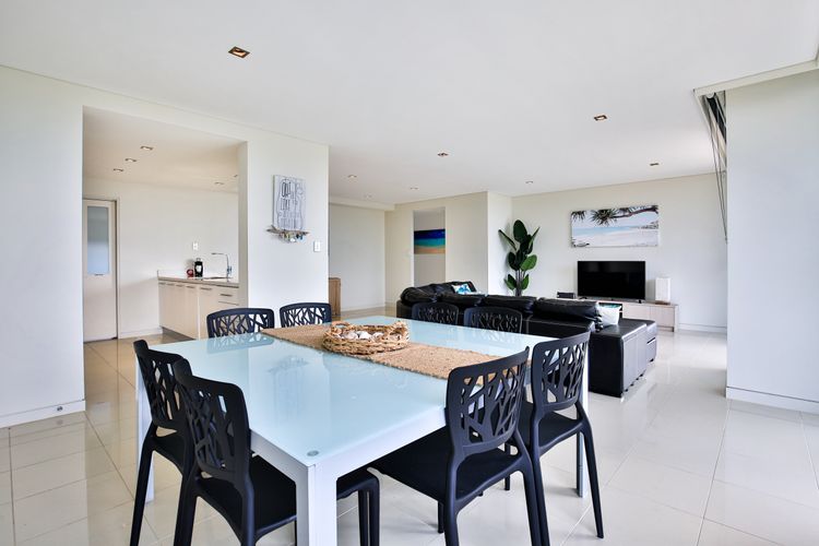 Solymar – Adjacent to Beach – Pet Friendly