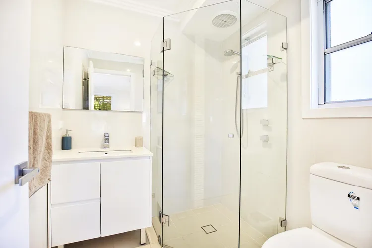 Calming Waters – Pet Friendly – Community Pool
