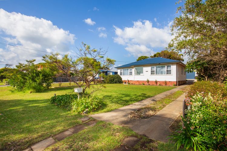 Amazing beach only a few minutes walk away, Easy access to an amazing surf beach for surfing