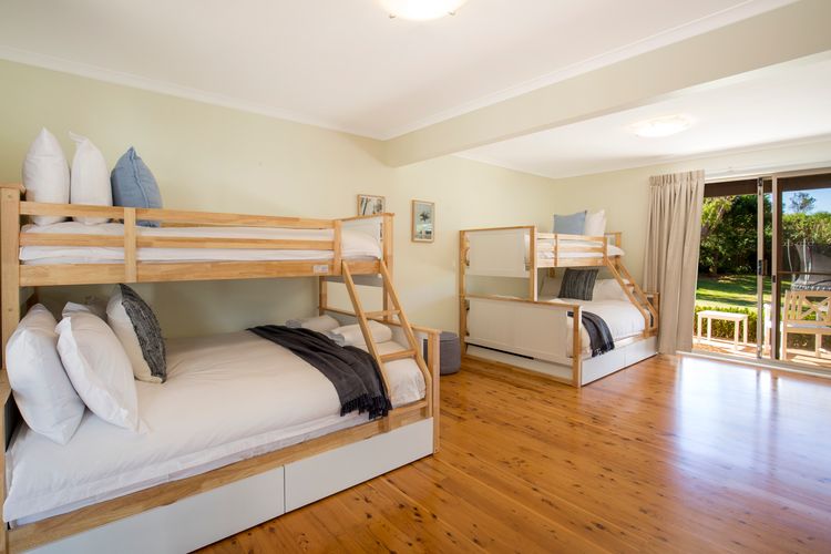 Surfspray – Pet Friendly – Absolute Beachfront
