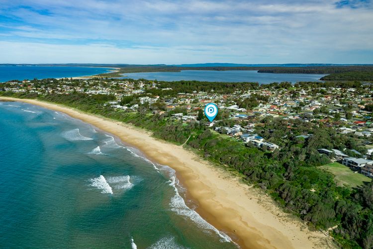 Amazing beachfront at your doorstep, Easy access to an amazing surf beach for surfing