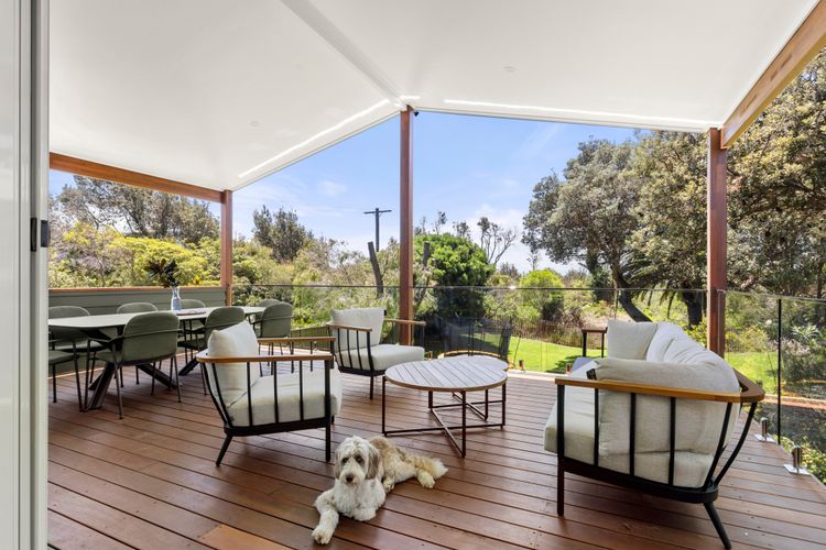 Surfspray – Pet Friendly – Absolute Beachfront