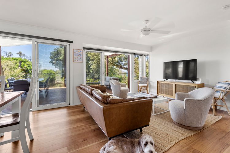 Surfspray – Pet Friendly – Absolute Beachfront