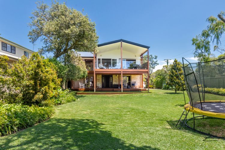 Surfspray – Pet Friendly – Absolute Beachfront