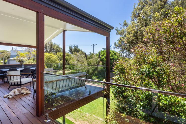 Surfspray – Pet Friendly – Absolute Beachfront