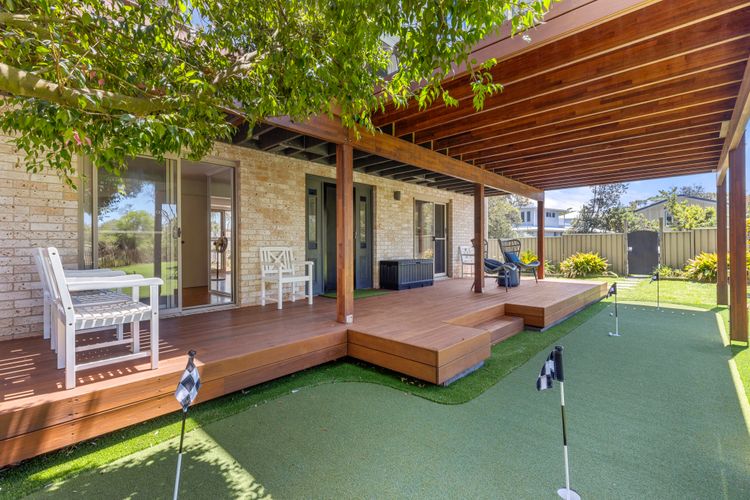 Surfspray – Pet Friendly – Absolute Beachfront