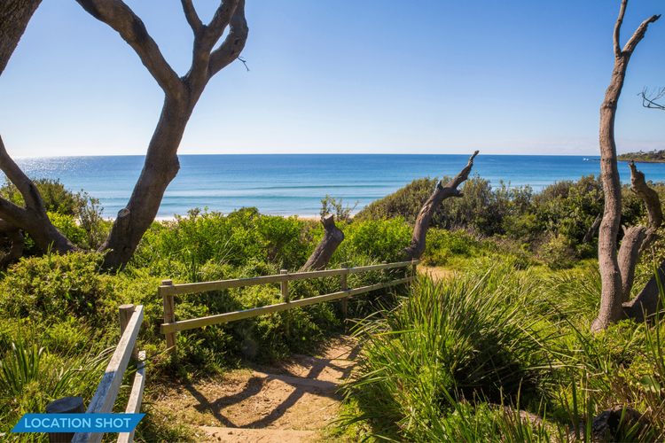 Amazing beach only a few minutes walk away, Easy access to an amazing surf beach for surfing