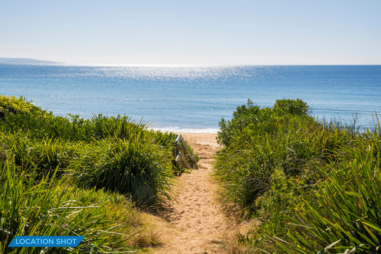 Amazing beach only a few minutes walk away, Easy access to an amazing surf beach for surfing