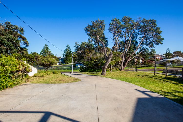 Endless Summer – Absolute Beachfront – Pet Friendly