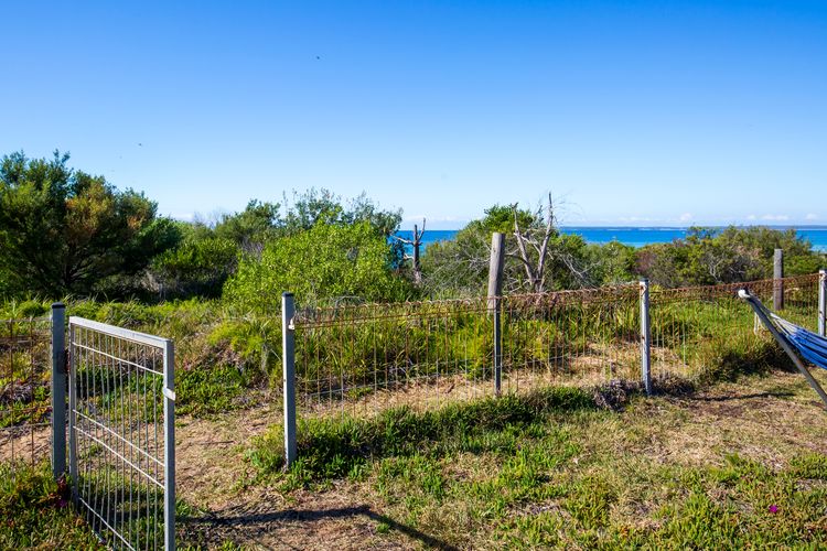 Endless Summer – Absolute Beachfront – Pet Friendly