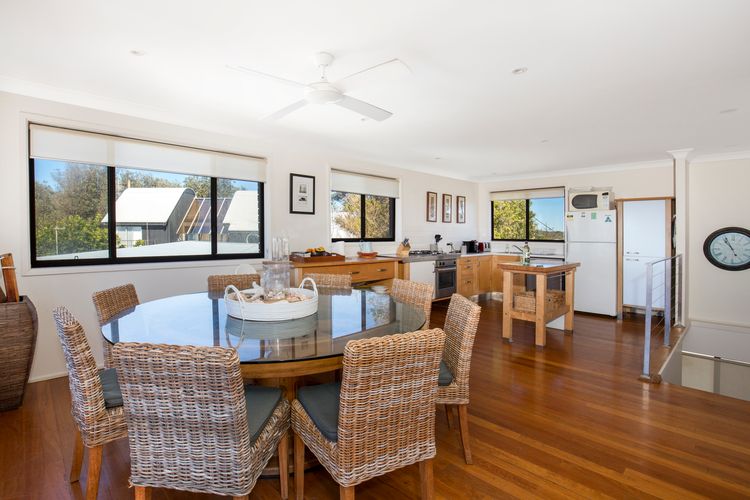Endless Summer – Absolute Beachfront – Pet Friendly