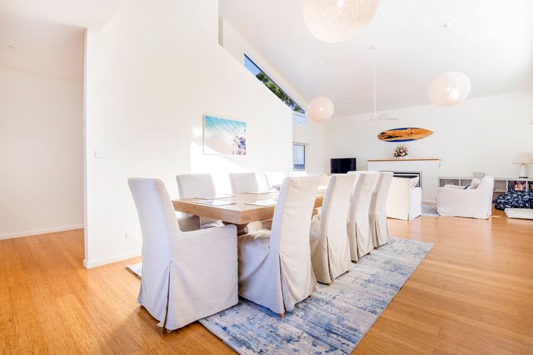 Sapphire Sands – Pet Friendly – Community Pool