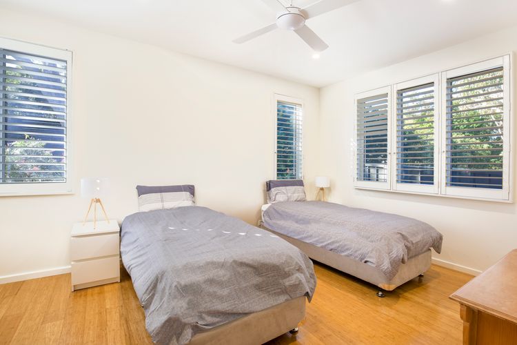 Sapphire Sands – Pet Friendly – Community Pool