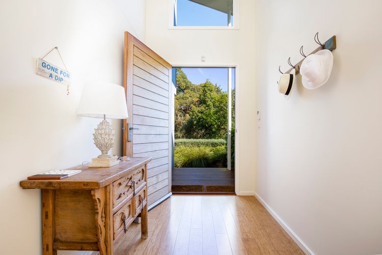 Sapphire Sands – Pet Friendly – Community Pool
