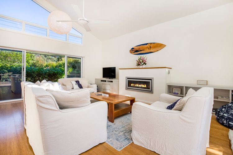 Sapphire Sands – Pet Friendly – Community Pool