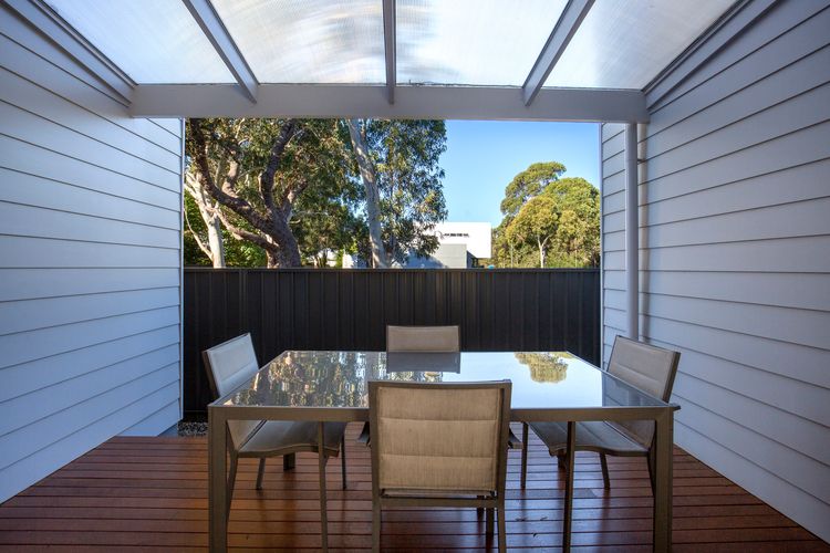 Sapphire Sands – Pet Friendly – Community Pool