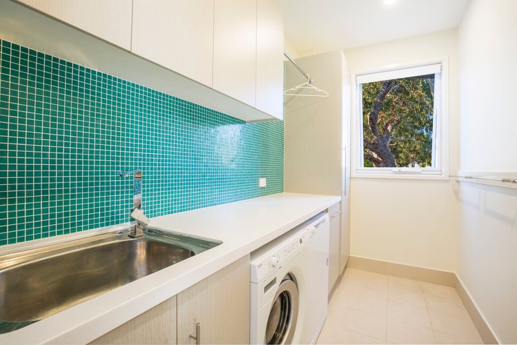 Sapphire Sands – Pet Friendly – Community Pool