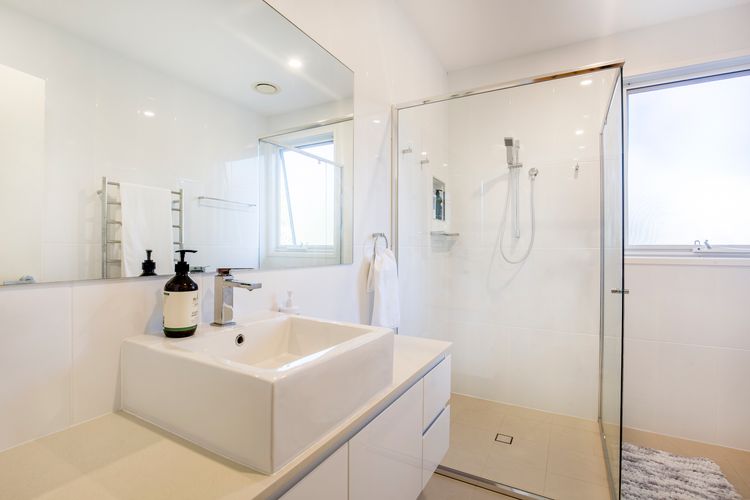 Sapphire Sands – Pet Friendly – Community Pool