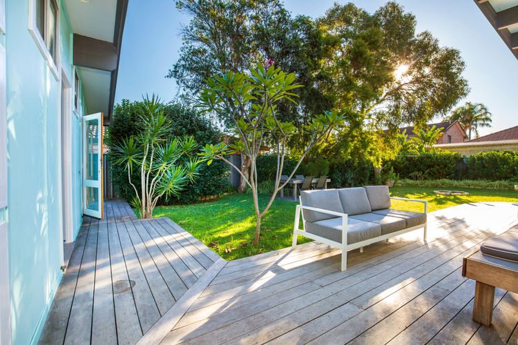 Beachwood – Firepit – Pet Friendly – 2 Mins Walk to the Beach