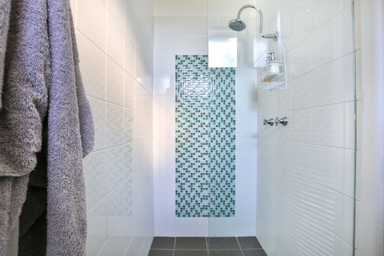 Beachwood – Firepit – Pet Friendly – 2 Mins Walk to the Beach