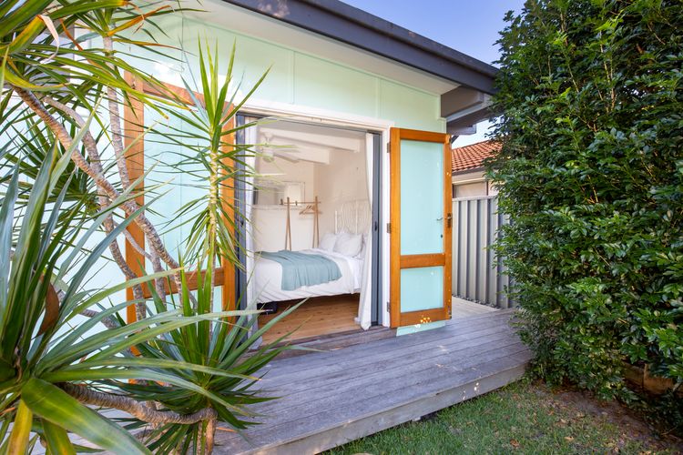 Beachwood – Firepit – Pet Friendly – 2 Mins Walk to the Beach