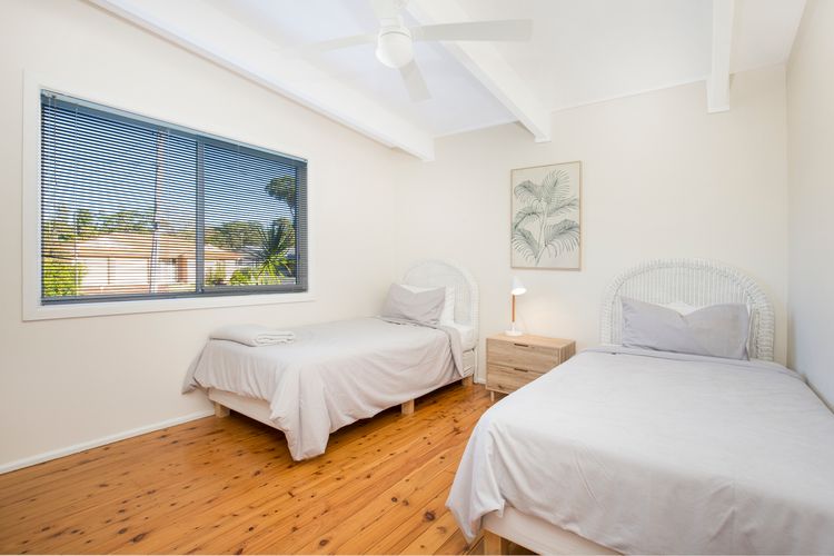 Beachwood – Firepit – Pet Friendly – 2 Mins Walk to the Beach