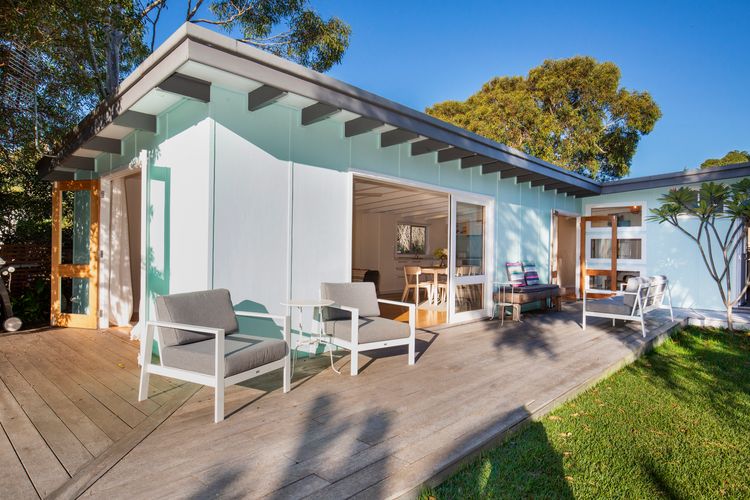 Beachwood – Firepit – Pet Friendly – 2 Mins Walk to the Beach