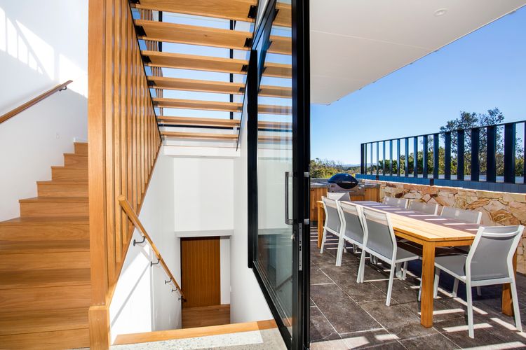 Banksia – Stunning New Absolute Beachfront