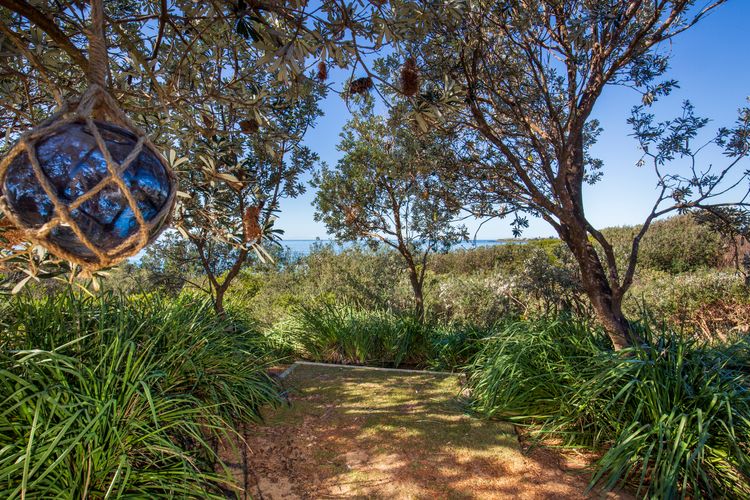 Banksia – Stunning New Absolute Beachfront