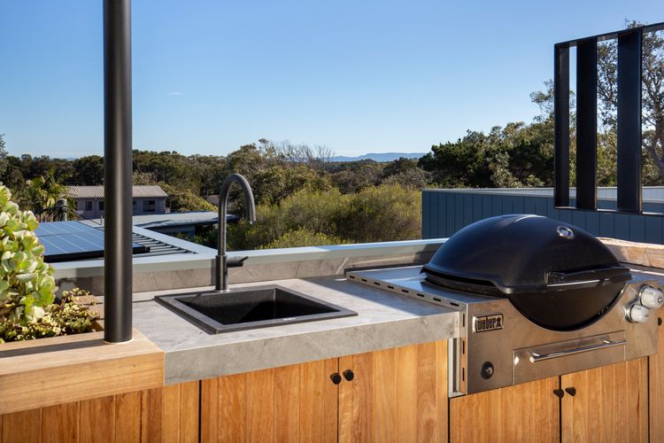 Banksia – Stunning New Absolute Beachfront