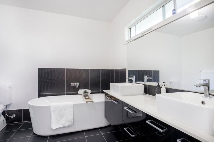 Calypso – 4 Mins Walk to Beach – Community Pool