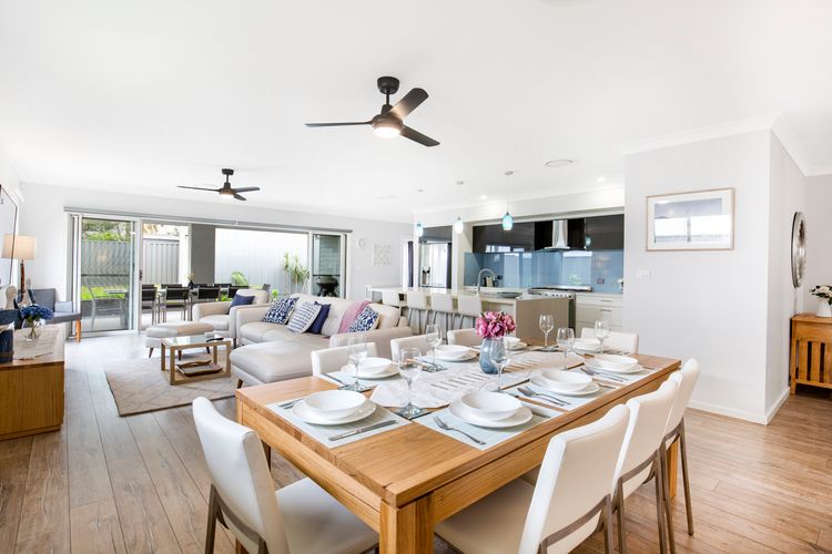 Calypso – 4 Mins Walk to Beach – Community Pool