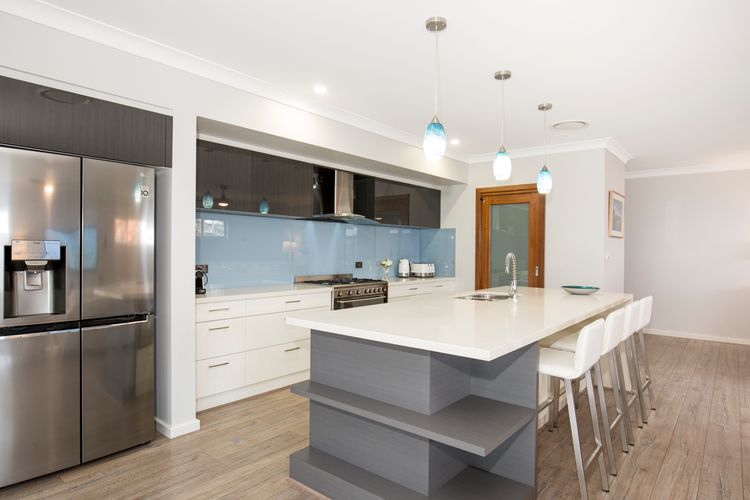 Fantastic chef's kitchen for preparing gourmet meals
