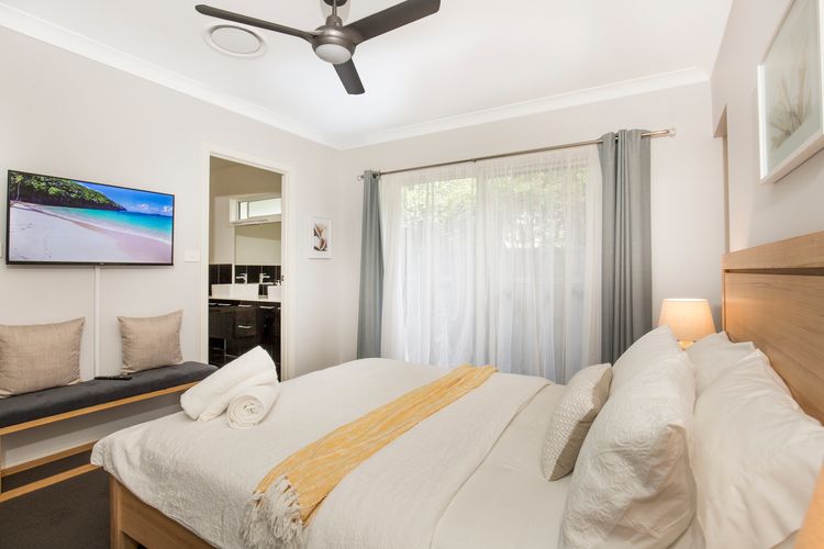 Calypso – 4 Mins Walk to Beach – Community Pool