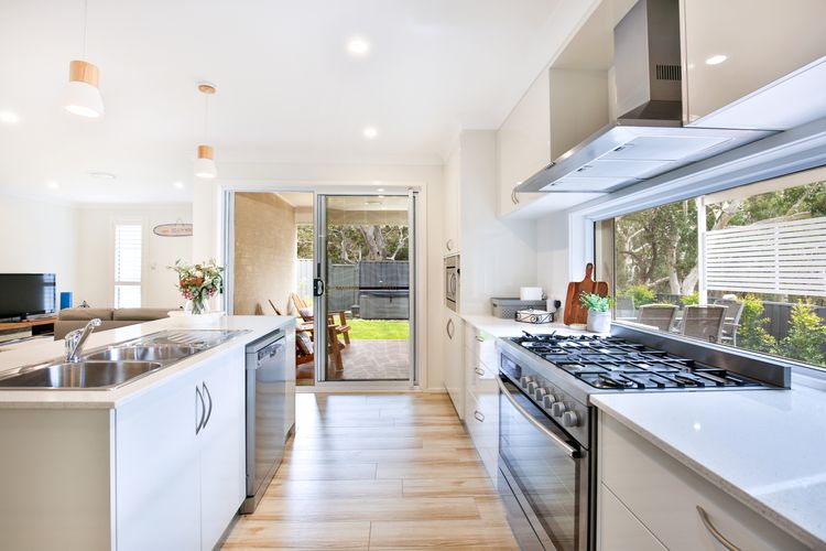 Fantastic chef's kitchen for preparing gourmet meals