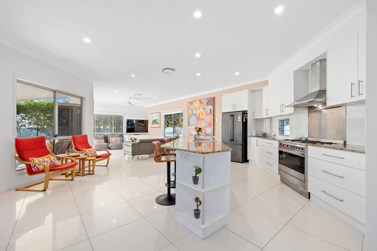 Splash House @ Kingscliff – Pet Friendly with Pool