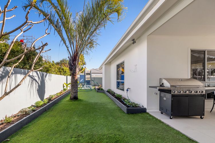 Splash House @ Kingscliff – Pet Friendly with Pool