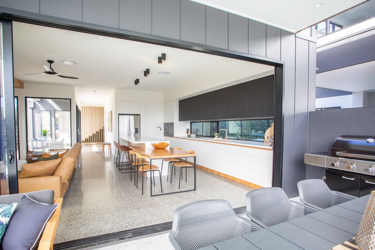 Breeze @ Salt – Beachside, Heated Pool, Wheelchair Access