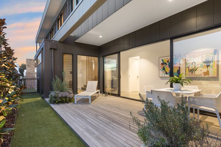 Breeze @ Salt – Beachside, Heated Pool, Wheelchair Access