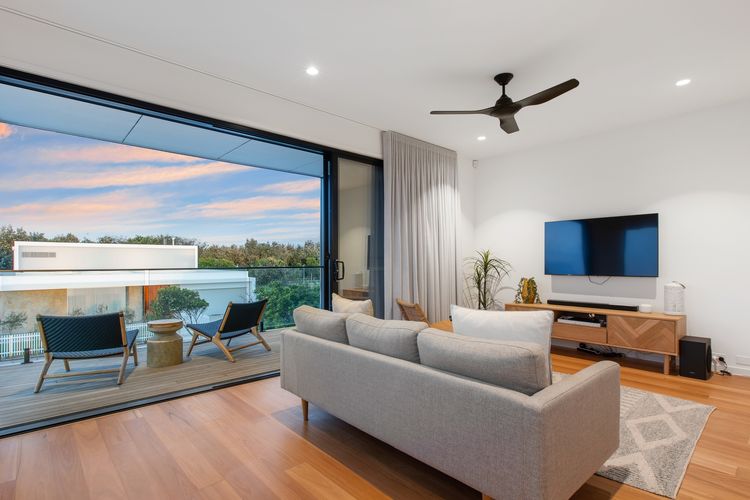 Breeze @ Salt – Beachside, Heated Pool, Wheelchair Access