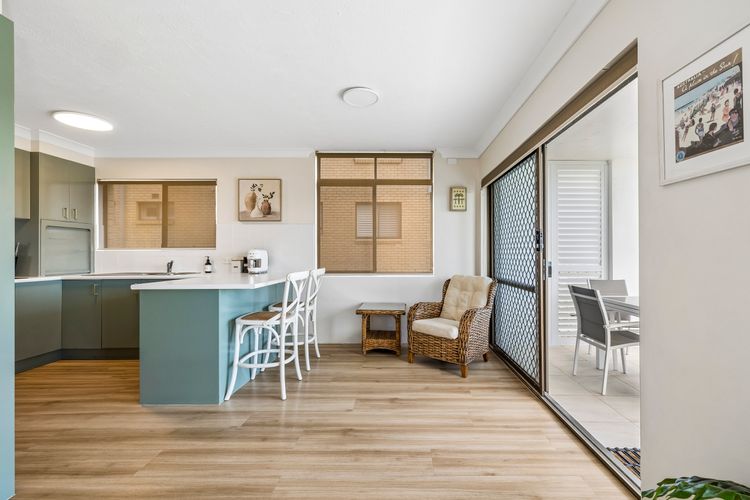 Sunrise by the Sea 1 – Ocean Glimpse Apartment