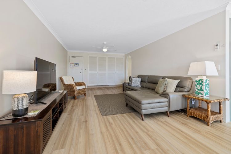 Sunrise by the Sea 1 – Oceanview Apartment