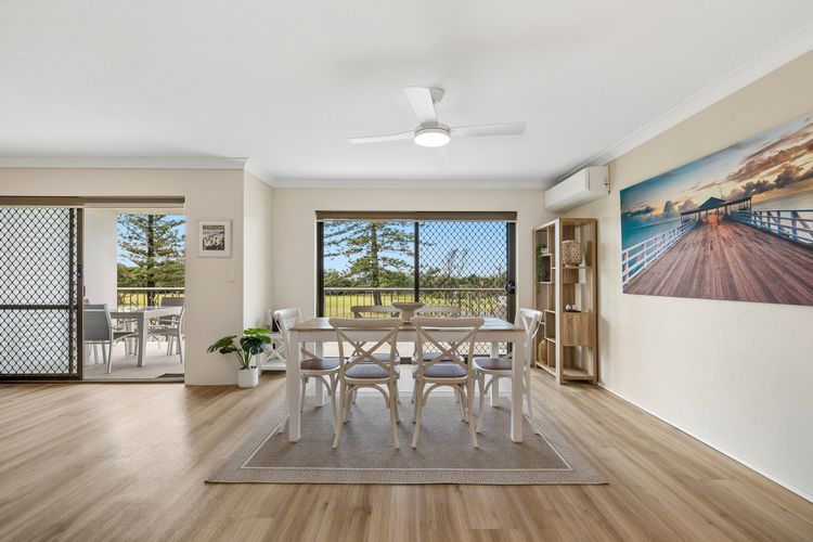 Sunrise by the Sea 1 – Ocean Glimpse Apartment