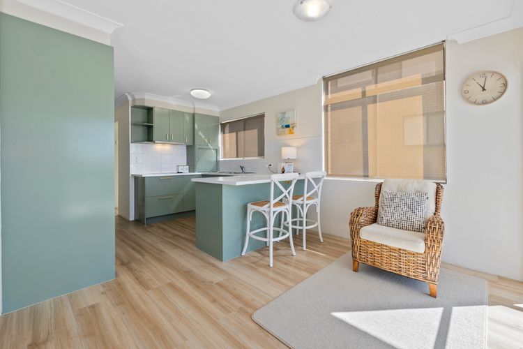 Sunrise by the Sea 1 – Oceanview Apartment