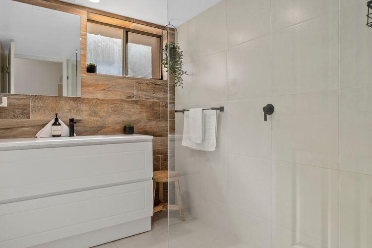 Sunrise by the Sea 1 – Oceanview Apartment