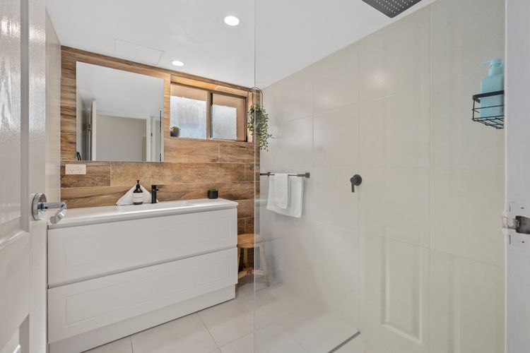 Sunrise by the Sea 1 – Oceanview Apartment