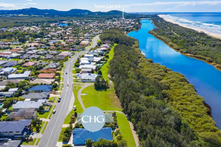 Black Rock Beach House with Pool