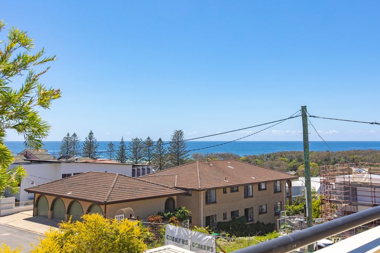 Luna Sea Kingscliff with Ocean Glimpses