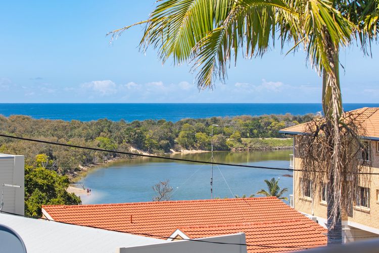 Luna Sea Kingscliff with Ocean Glimpses